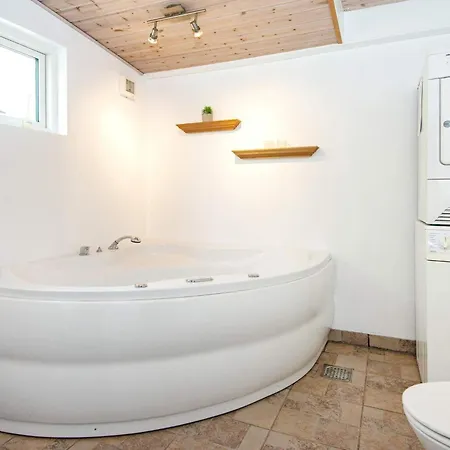 Ferienhaus 8 Person In Hemmet Falen