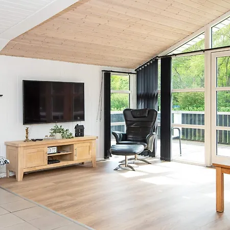 8 Person In Hemmet Ferienhaus Falen