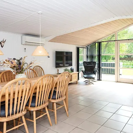 8 Person In Hemmet Hébergement de vacances