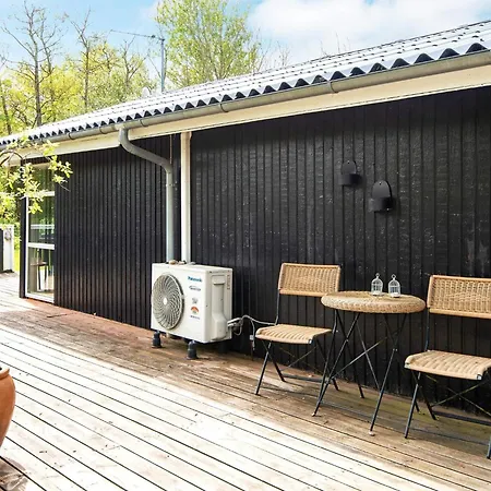 8 Person In Hemmet Ferienhaus Falen